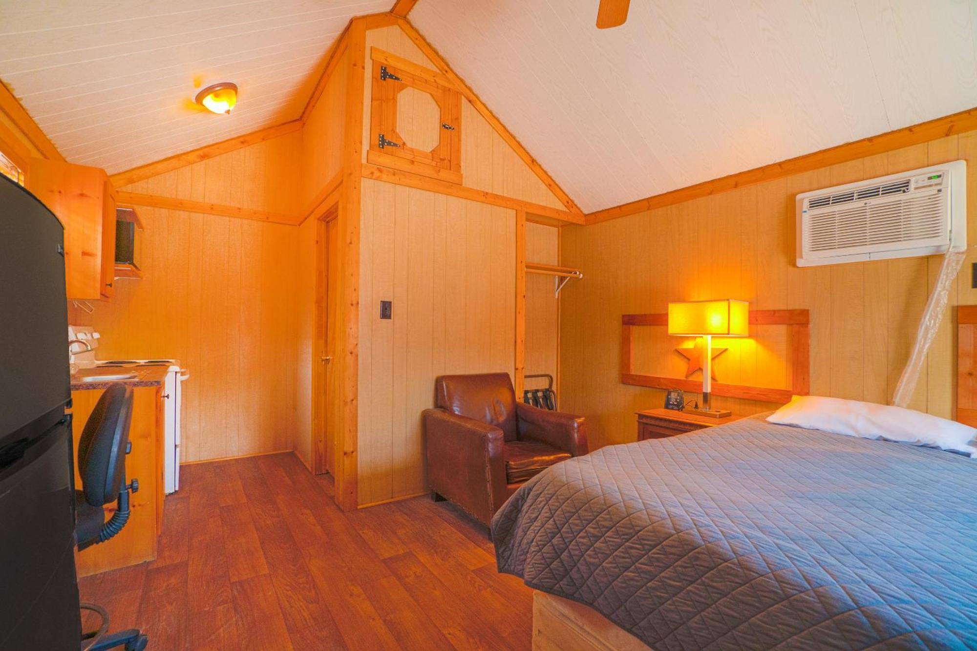 Grand Eagle Ford Lodge & Rv Park Tilden المظهر الخارجي الصورة