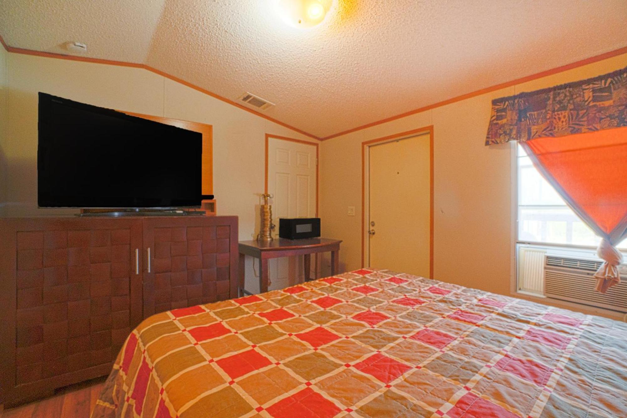 Grand Eagle Ford Lodge & Rv Park Tilden المظهر الخارجي الصورة