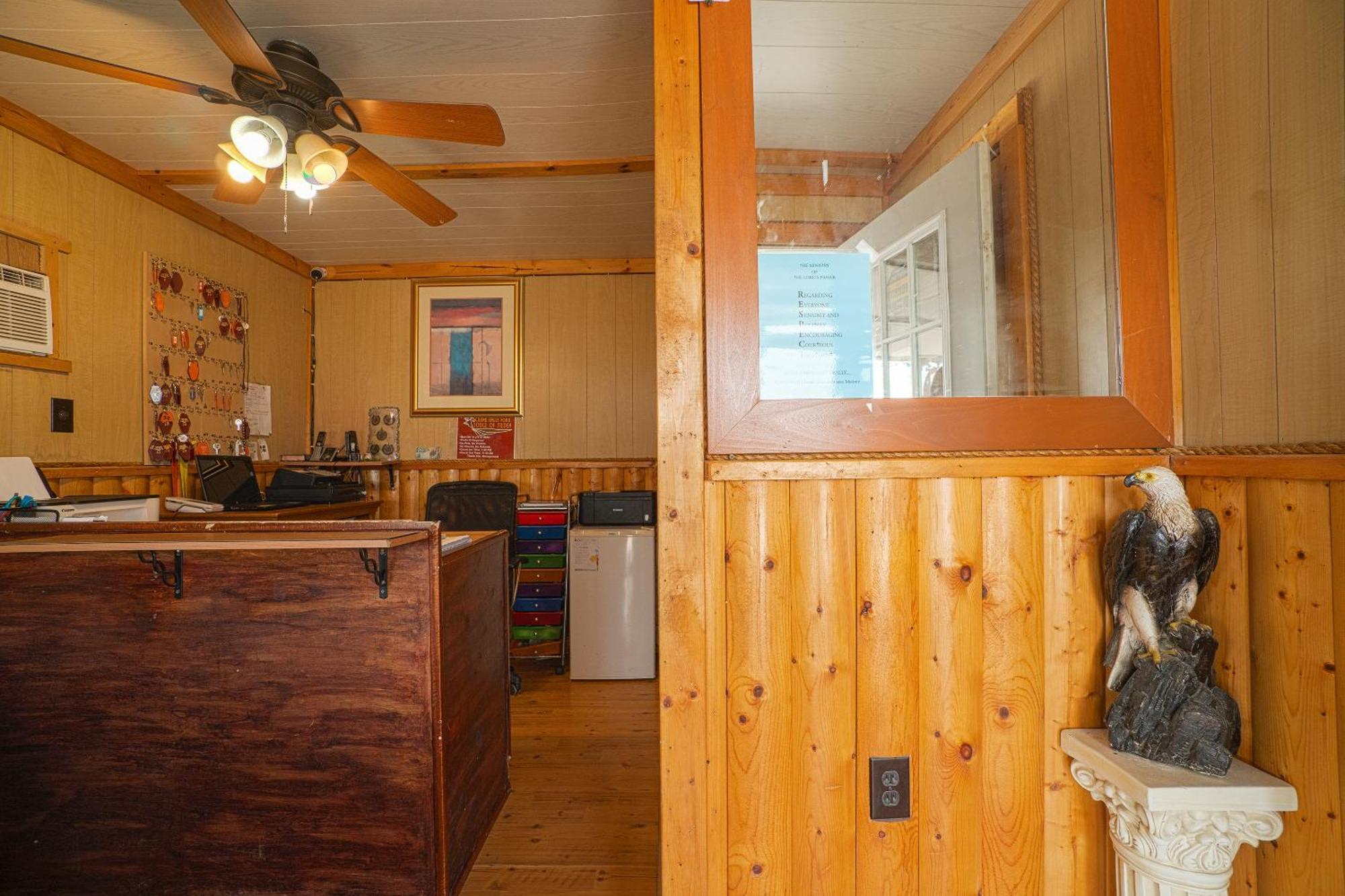 Grand Eagle Ford Lodge & Rv Park Tilden المظهر الخارجي الصورة